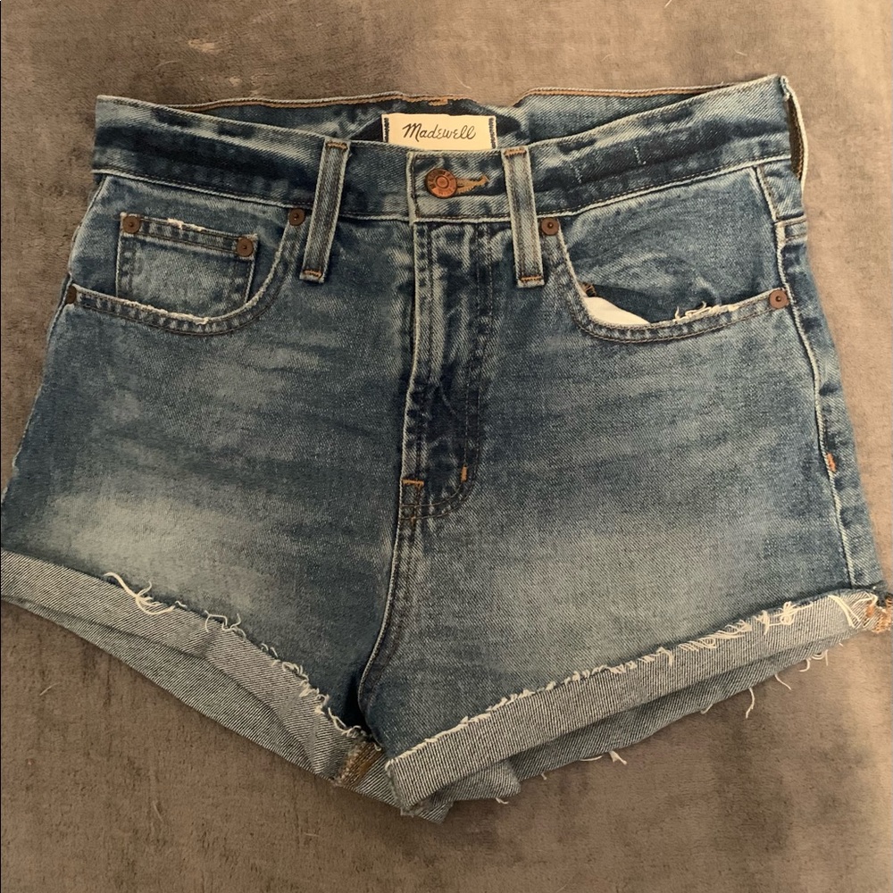 Madewell The perfect jean short
